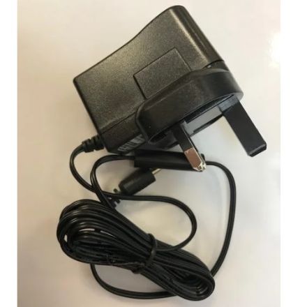 Discontinued AOR CG-1500 charger for AR-8200 3-pin UK plug