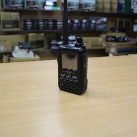 USED Yaesu FT-5DE  Handheld Transceiver 